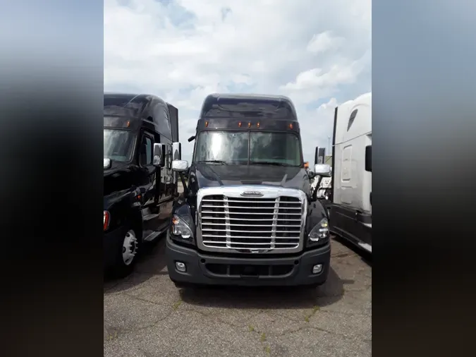 2019 FREIGHTLINER/MERCEDES CASCADIA 125