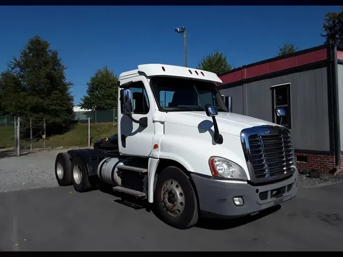 2018 FREIGHTLINER/MERCEDES CASCADIA 125f457bbc4f97e54c9ee12b30a172a18c9