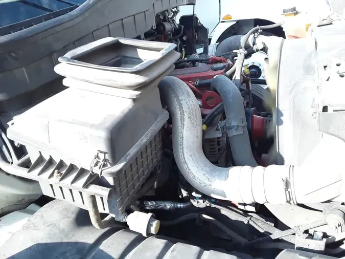 2019 NAVISTAR INTERNATIONAL 4300