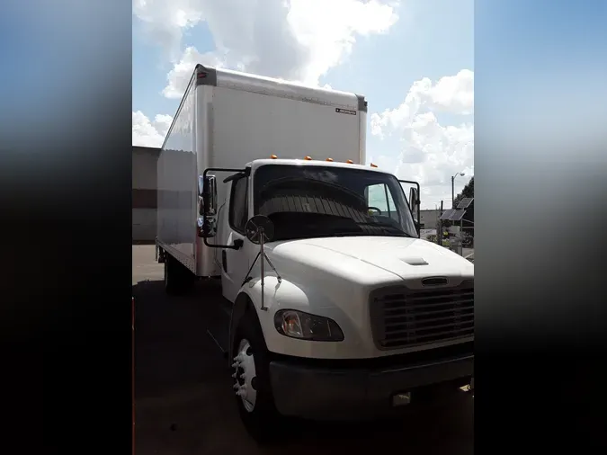 2018 FREIGHTLINER/MERCEDES M2 106