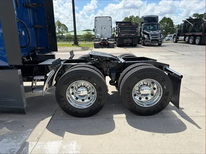 2022 Freightliner Cascadia 126f45afa5d479048f95786cdd467eec105