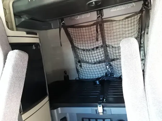 2020 FREIGHTLINER/MERCEDES CASCADIA 125