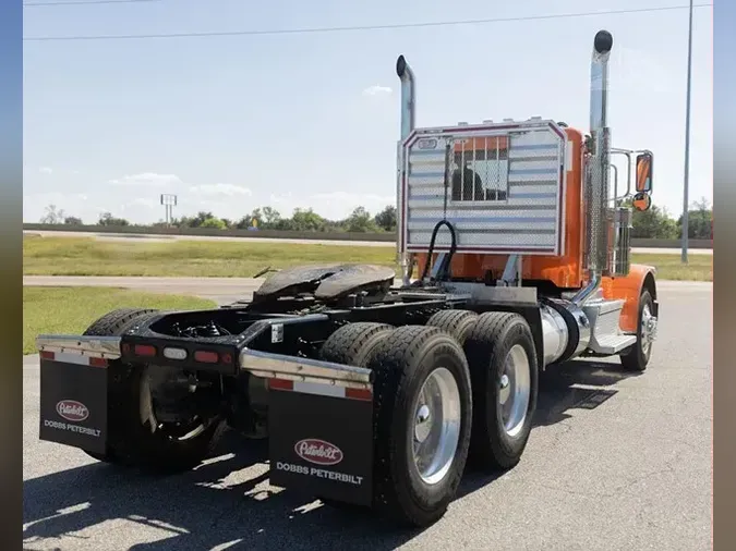 2021 PETERBILT 389