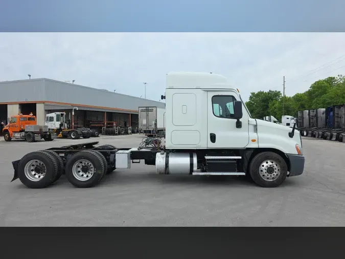 2020 Freightliner Cascadia