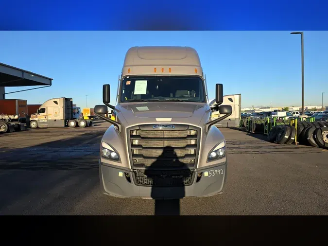 2023 Freightliner Cascadia