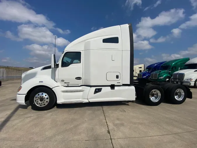 2021 Kenworth T680