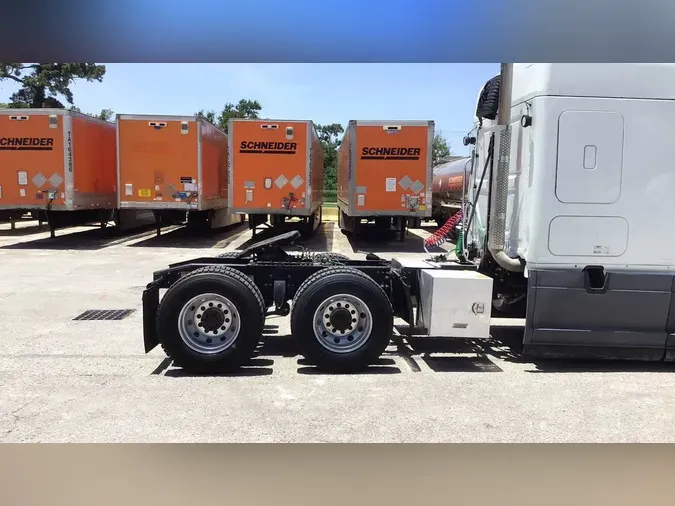 2022 Freightliner Cascadia 126