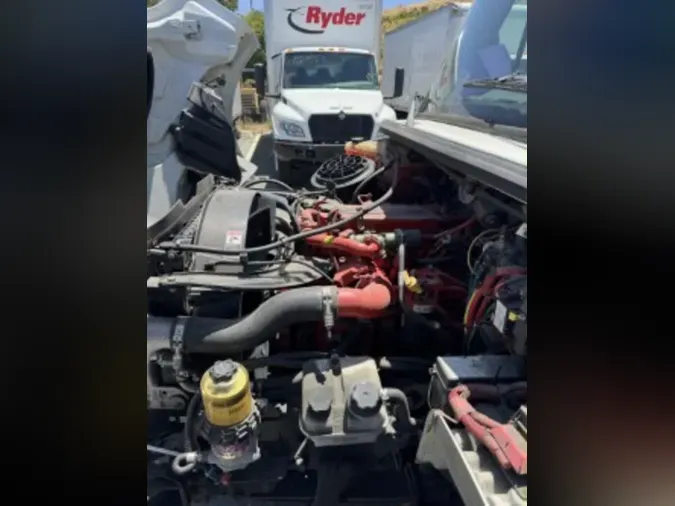 2016 FREIGHTLINER M2 106