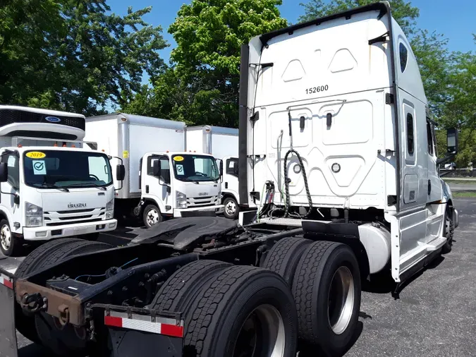 2020 FREIGHTLINER/MERCEDES CASCADIA 125