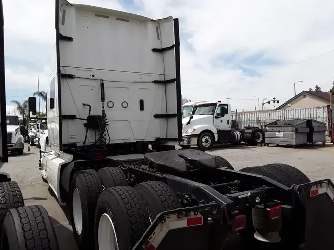 2020 NAVISTAR INTERNATIONAL LT625 SLPR CAB