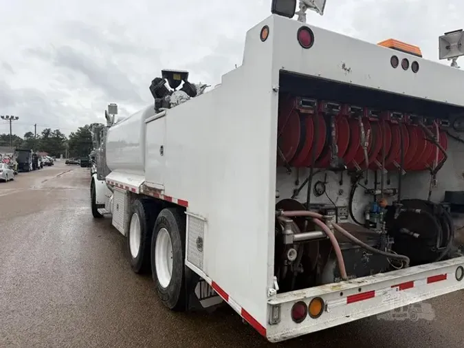 1988 PETERBILT 357f472bcaa057ef3999f98cb62716ba735