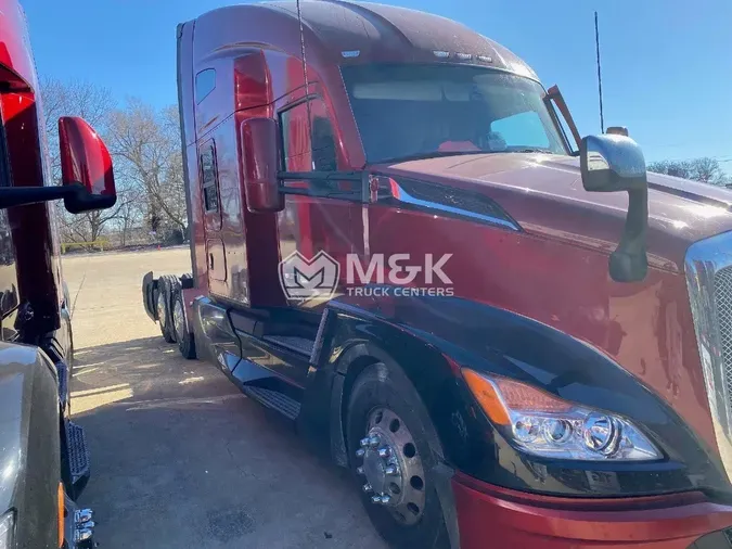 2023 KENWORTH T680