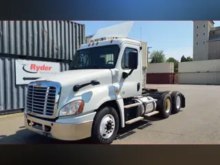 2019 FREIGHTLINER/MERCEDES CASCADIA 125