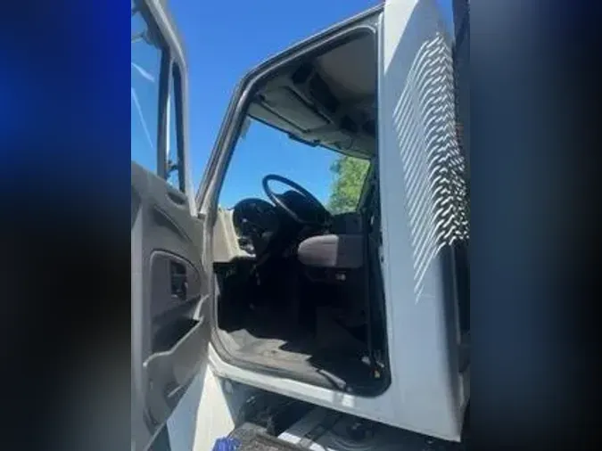2018 International 4400