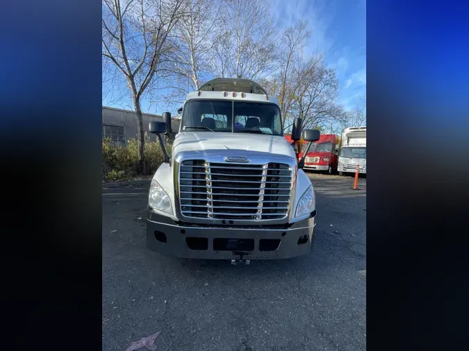 2019 FREIGHTLINER/MERCEDES CASCADIA 125f4792b077da83e41b776abc40fc7ec3b