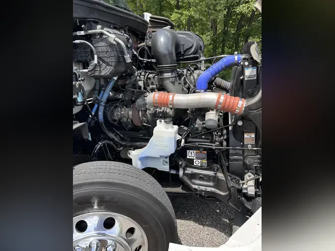2022 Peterbilt 579