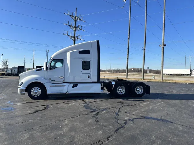 2021 Kenworth T680