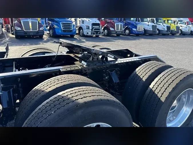 2021 VOLVO VNL760f480588005ea0cb558a41568f0b501a2