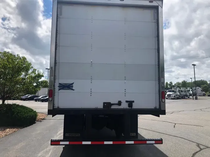 2019 Freightliner M2 106