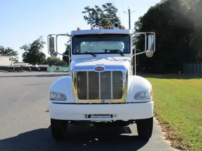 2018 Peterbilt 337