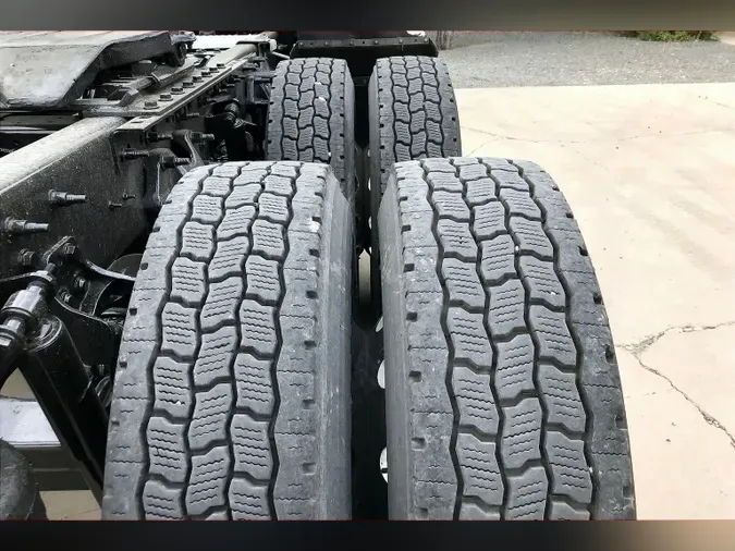 2022 INT LT625 6x4