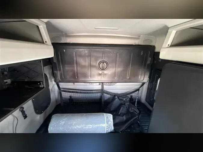 2019 FREIGHTLINER CA126