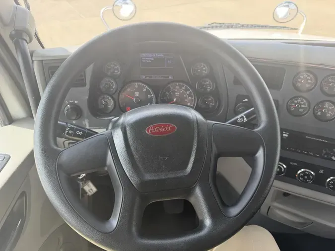 2019 Peterbilt 579