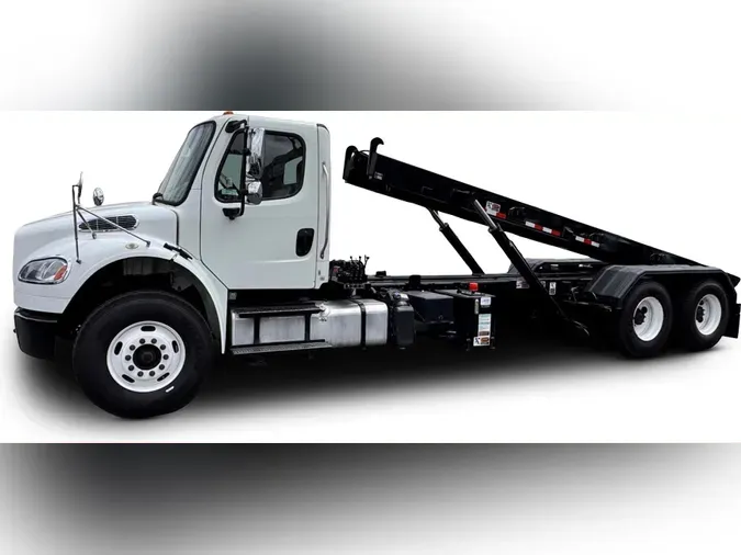 2018 Freightliner Business Class M2 106f493df3993ffdaa63230d9cff78f222f