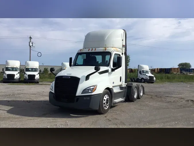 2020 Freightliner Cascadia 126f4956027a1bbb2403513fde97d97e3b1