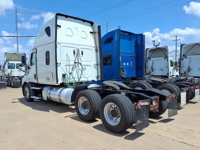 2021 FREIGHTLINER/MERCEDES NEW CASCADIA 116f4959c2ac07430de12cad6e73df11504