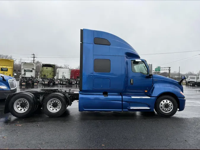 2022 International LT625f4975b29be2dcaf7547126de840fdf0b