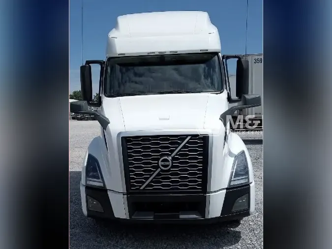 2021 VOLVO VNL64T760