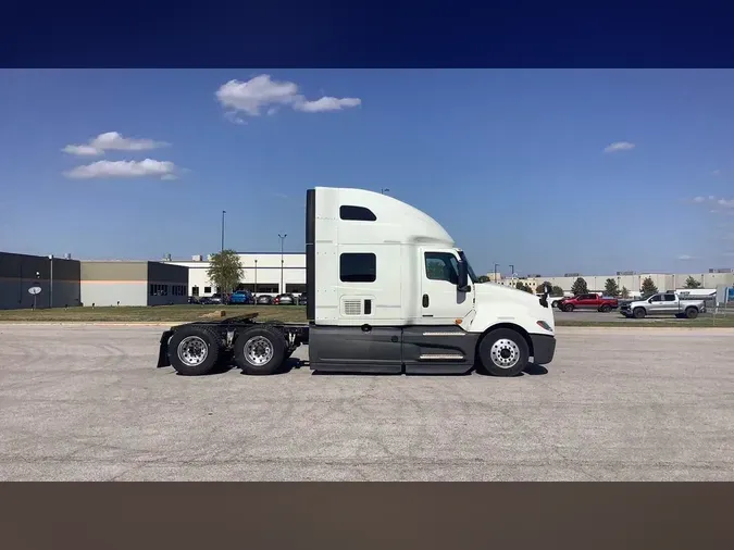2022 International LT625f49ed476a994086e9be3a9f47265d0ed