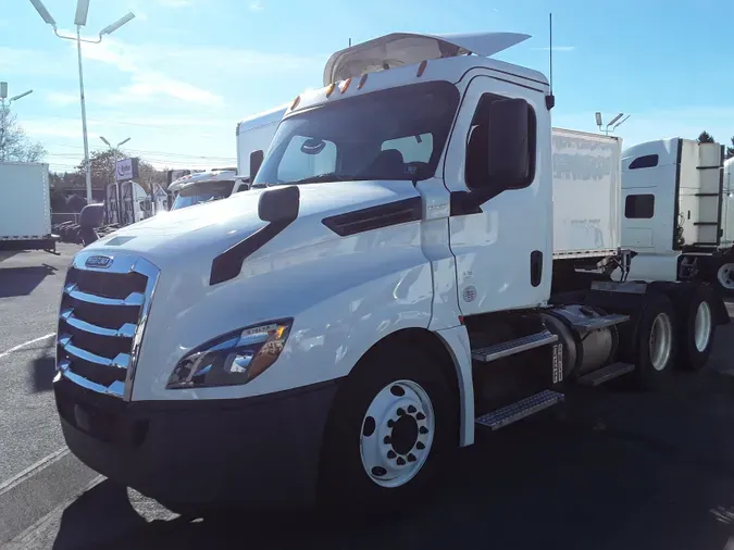 2018 FREIGHTLINER/MERCEDES NEW CASCADIA PX12664