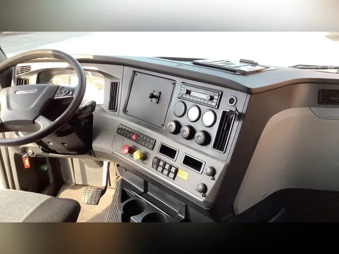 2021 Freightliner Cascadia 126f4a201dfbd1d799fb5371e17230583b2