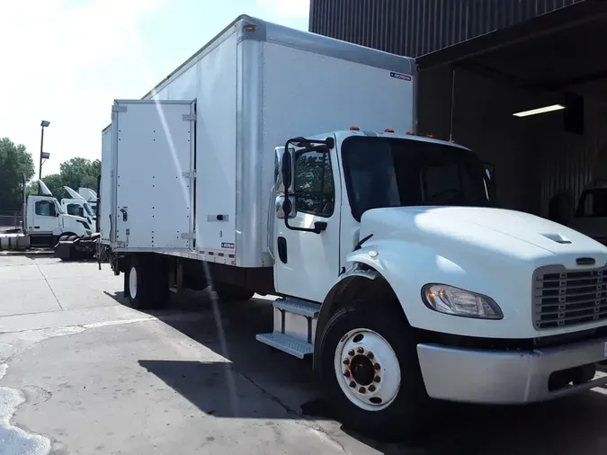 2019 FREIGHTLINER M2 106