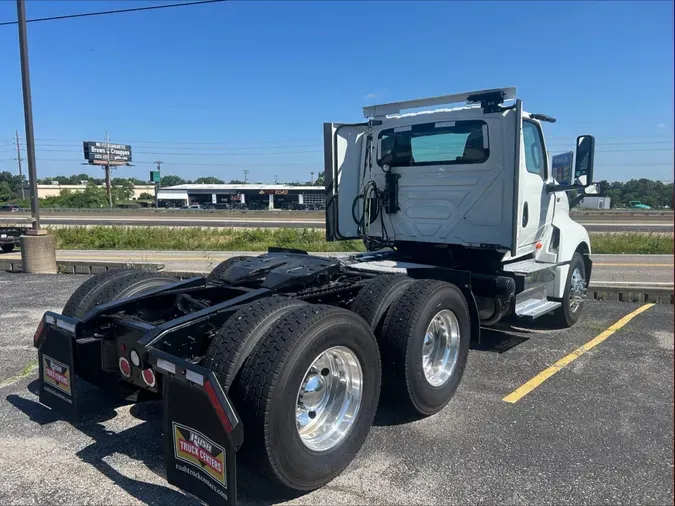 2020 International LT625