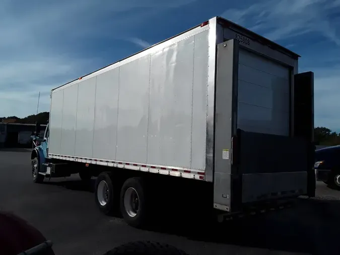 2019 FREIGHTLINER/MERCEDES M2 106
