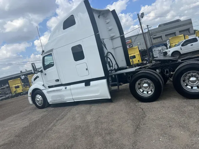 2022 Peterbilt 579