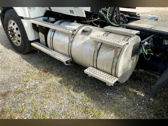 2020 INT LT625 6x4
