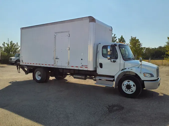 2017 FREIGHTLINER/MERCEDES M2 106