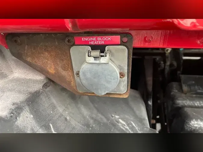2016 MACK CXU613