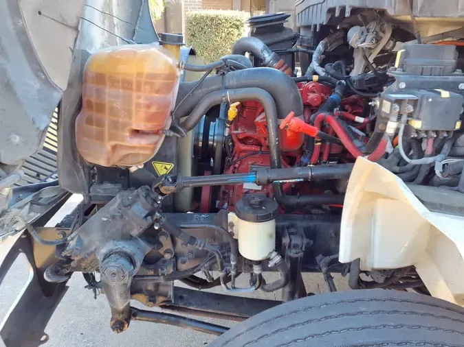 2018 NAVISTAR INTERNATIONAL 4300 LP