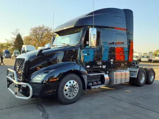 2019 VOLVO VNL