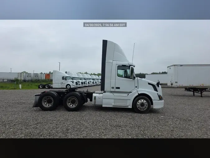2018 Volvo VNL300