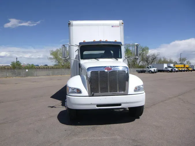2019 Peterbilt 337