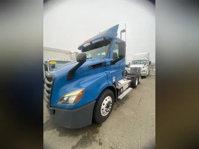 2019 FREIGHTLINER/MERCEDES NEW CASCADIA 116f4b629f2d07c3e28034c7c32cc9a302d
