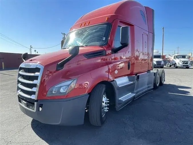 2021 FREIGHTLINER CA126