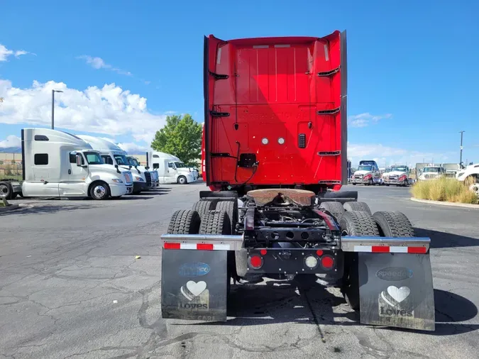 2023 International LT625