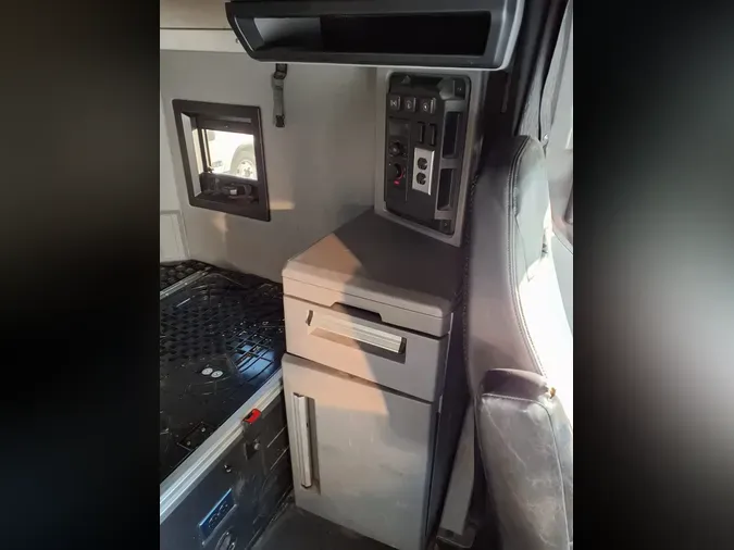 2020 MACK TRUCKS, INC. ANTHEM 64Tf4bfeddca39cb22d48b523bcd4597800